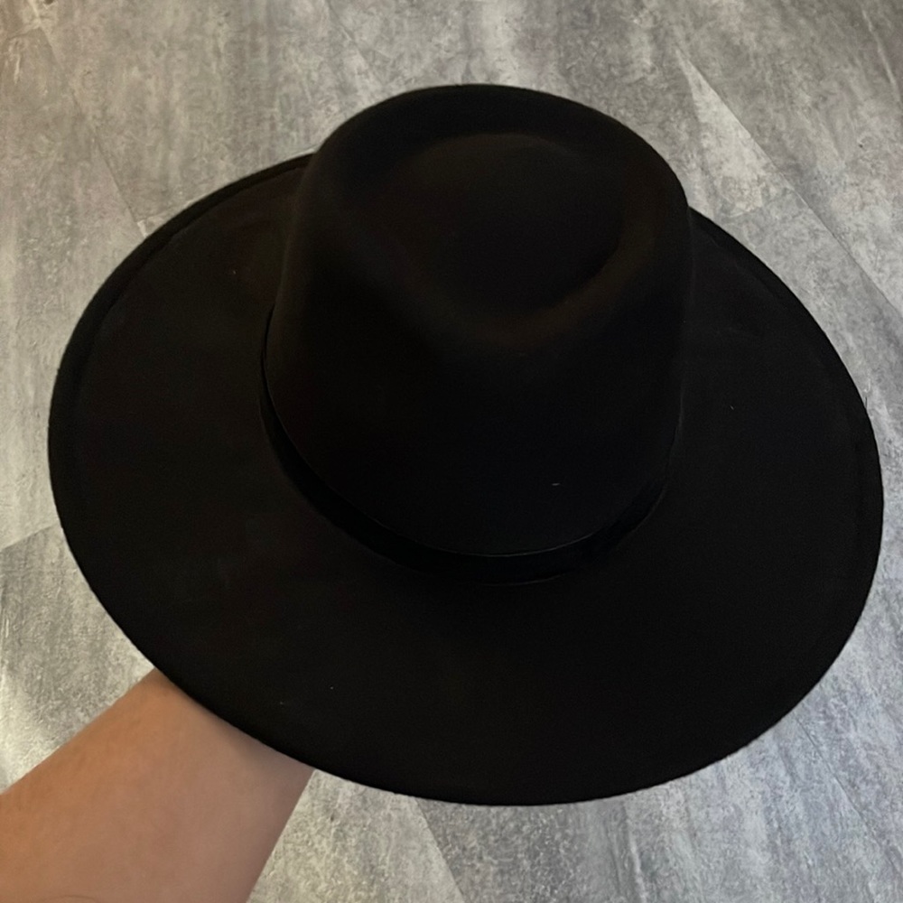 Black hat